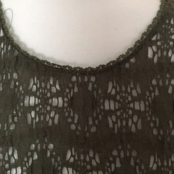 Top - Picture 2 of 5